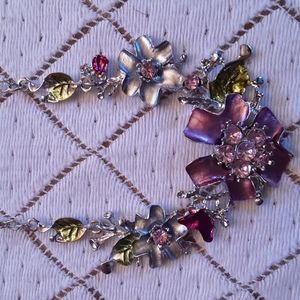 Womens Floral Necklace and Dangle Earrings Set